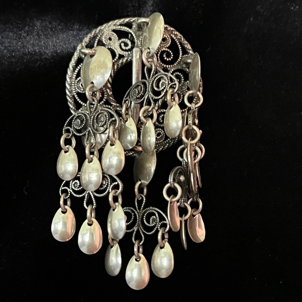 Brooch